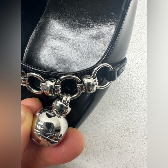 Elegant Burgundy Heels with Silver Accents - Picture 8 of 9